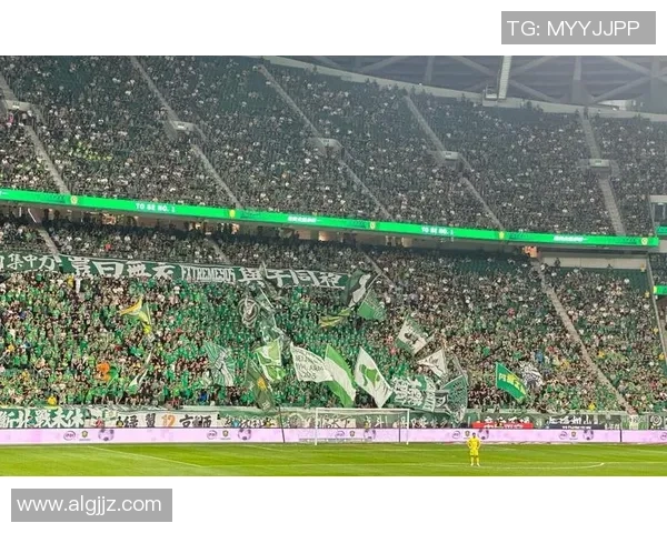 南京篮球队以89分稳居冠军赛积分榜首位争夺冠军的激烈角逐继续进行