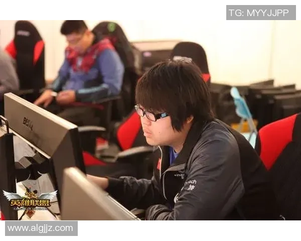 和平精英战术解析IG战队整体压制体系的成功秘诀与实战应用